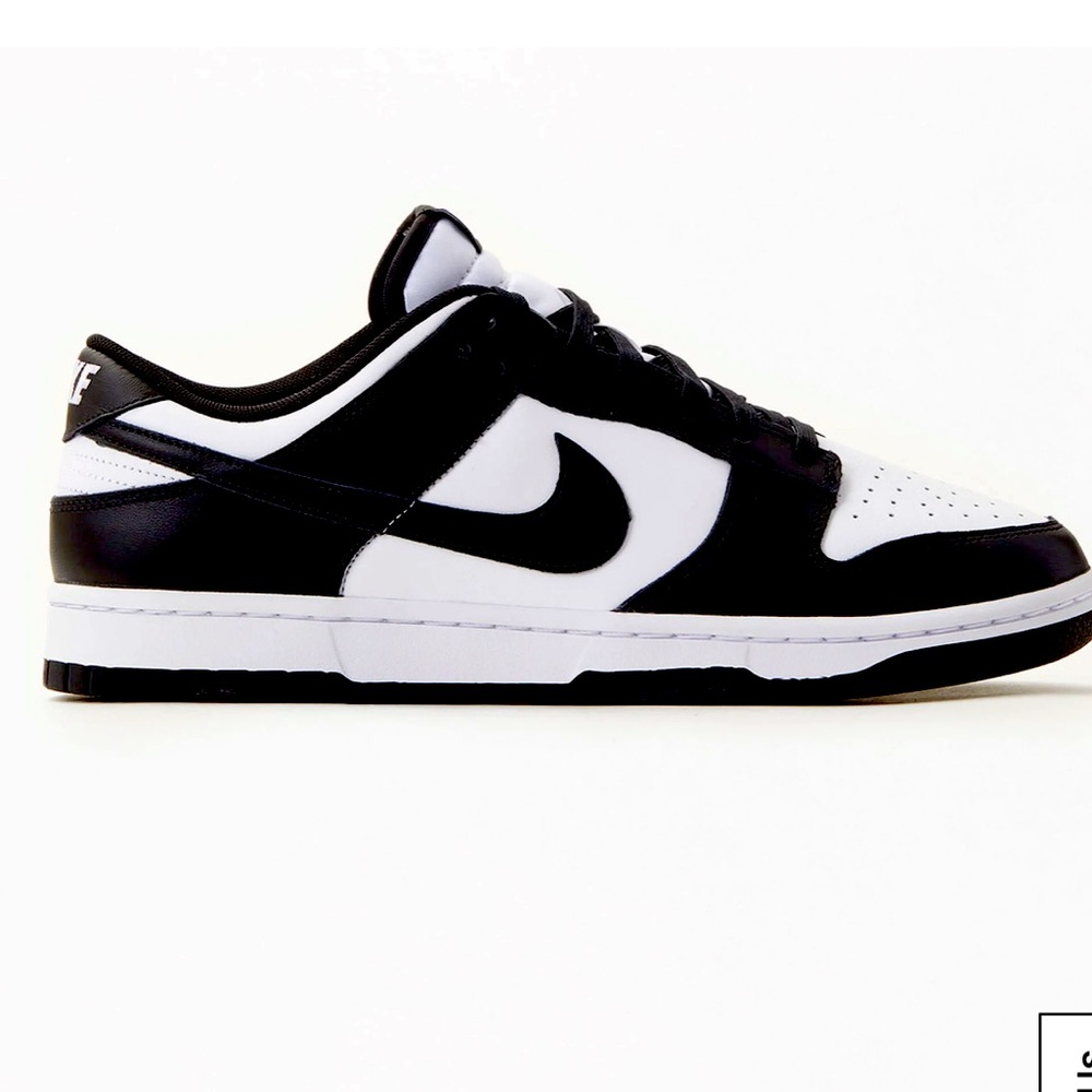Nike Dunk Low 🐼